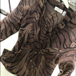 Liz Claiborne.... silk tiger blouse